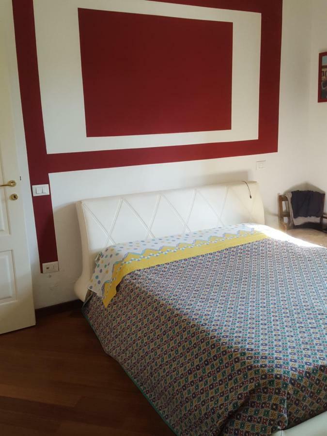 La casa della quercia Hostal Lorenzana Exterior foto