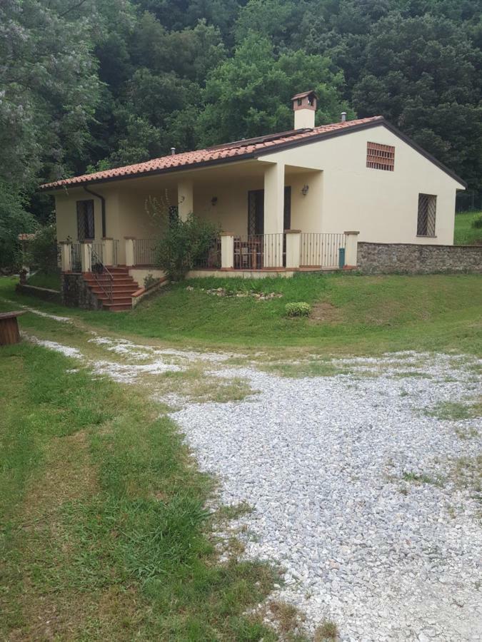 La casa della quercia Hostal Lorenzana Exterior foto